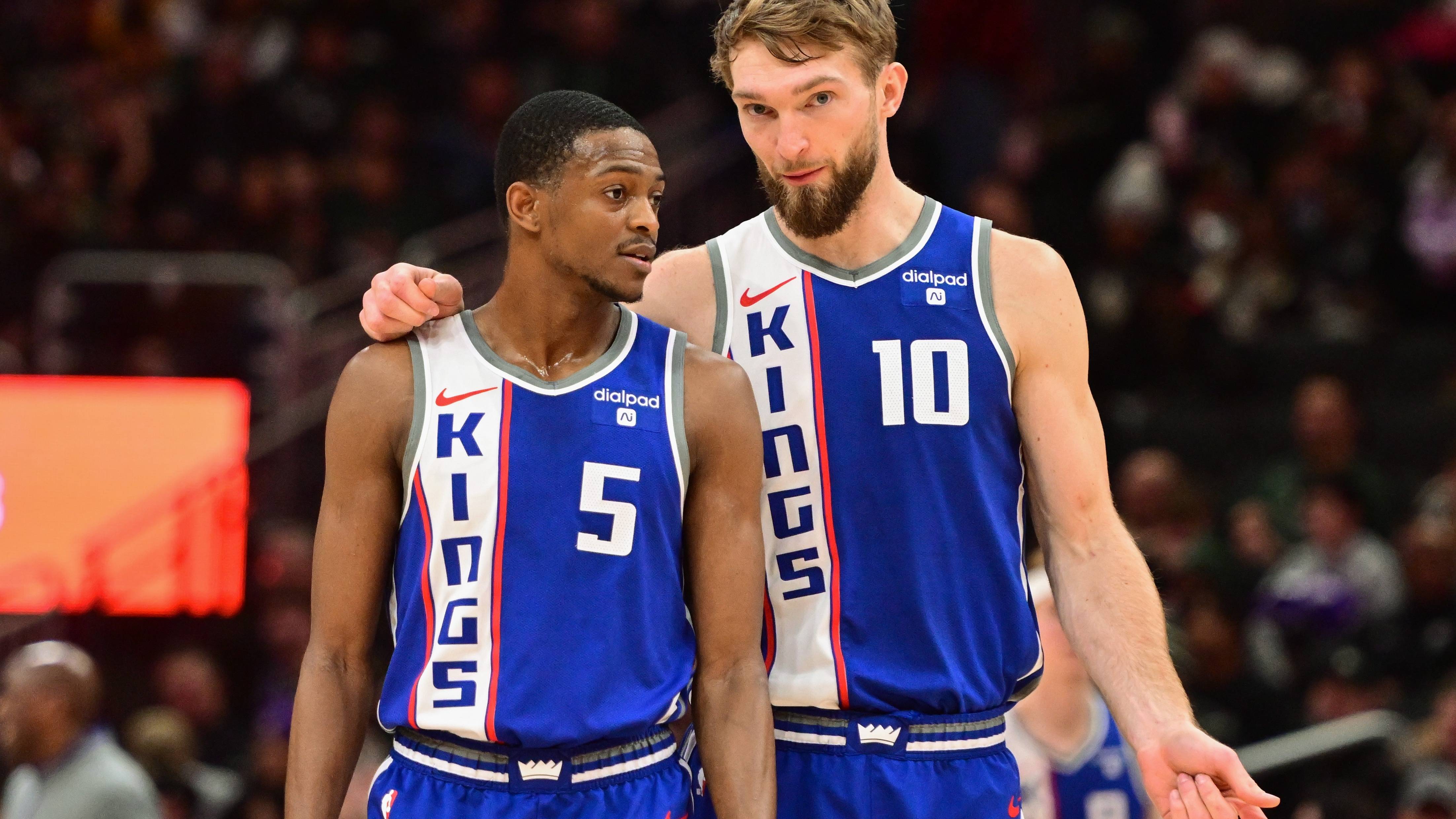 国王惊险战胜太阳,球员努力拼搏 国王惊险战胜太阳,球员努力拼搏