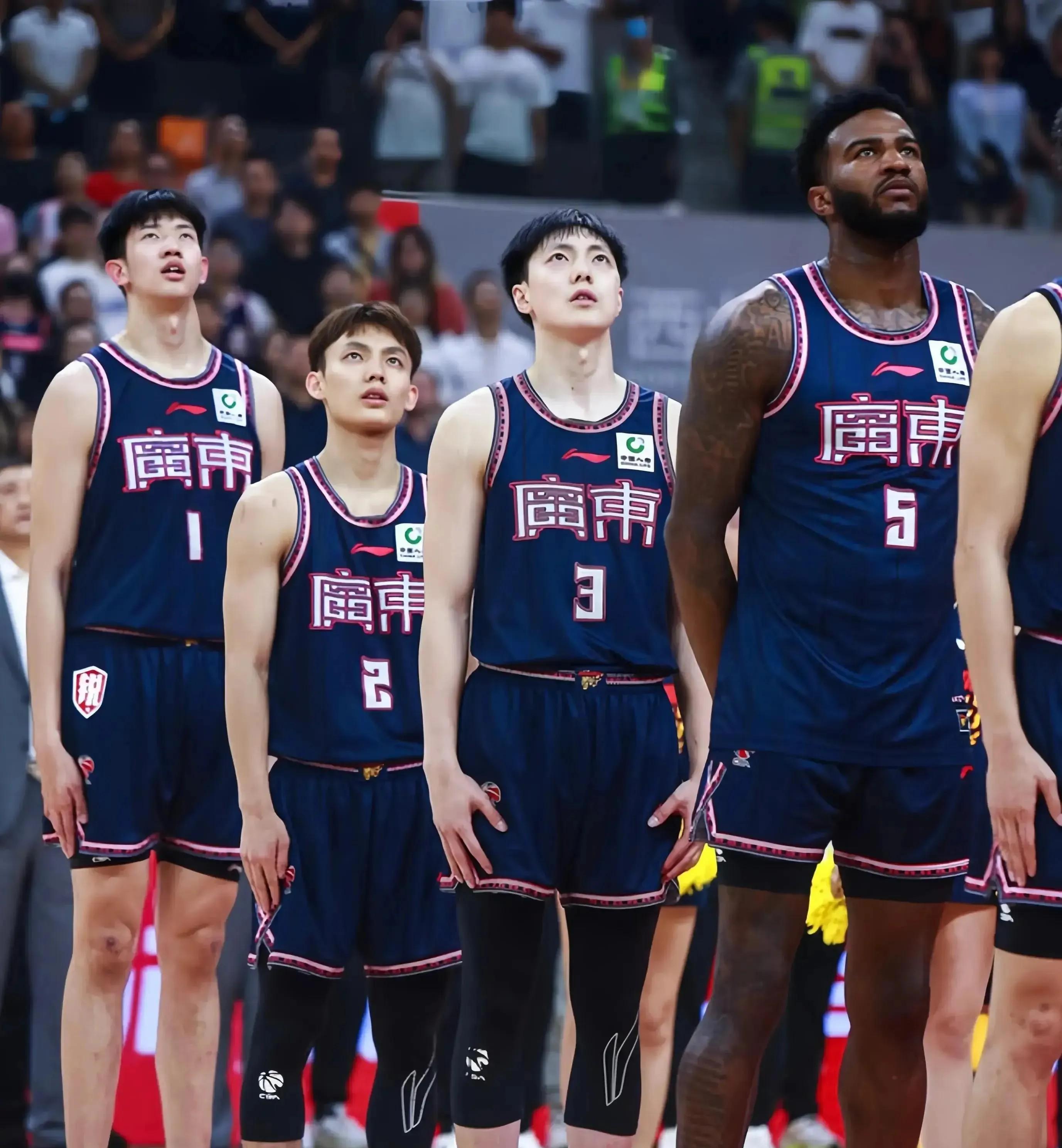 广东队爆发神级表现,CBA季后赛被彻底压制,三杀的简单介绍 广东队爆发神级表现,CBA季后赛被彻底压制,三杀的简单介绍