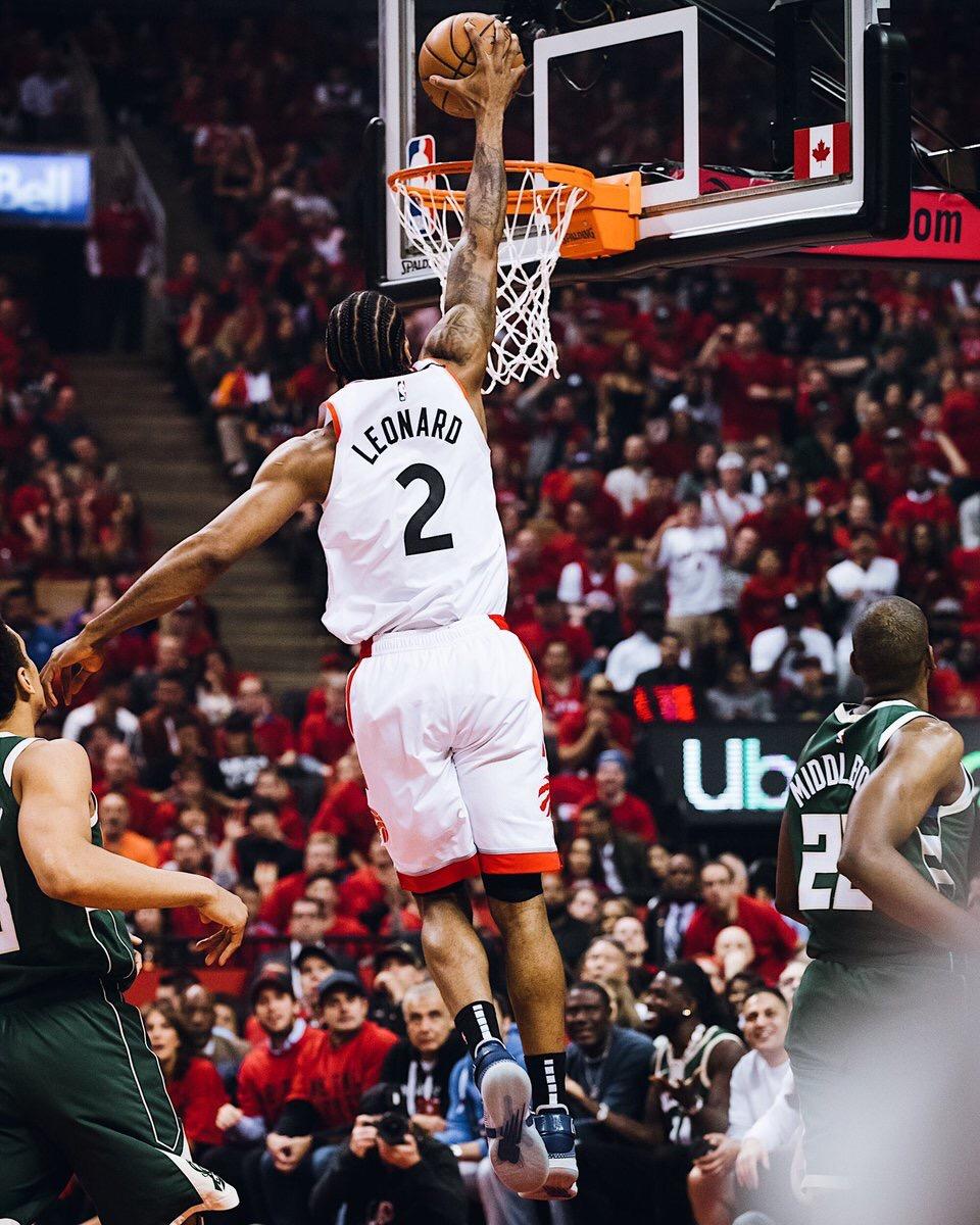 爱游戏网站-詹皇绝杀雄鹿，力挽狂澜豪取胜的简单介绍