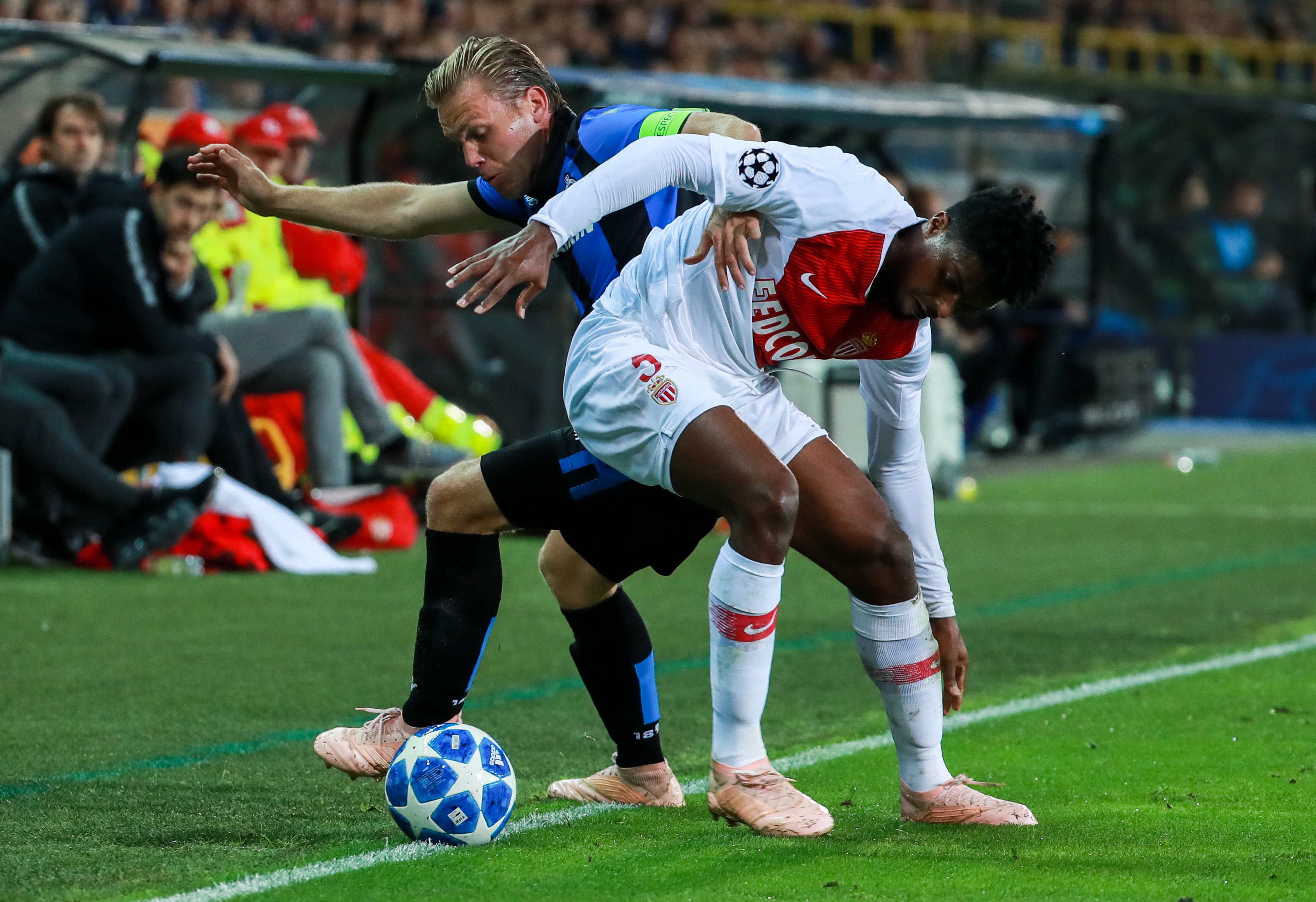 爱游戏登录入口-包含摩纳哥战平雷恩,难分高下两强对决的词条