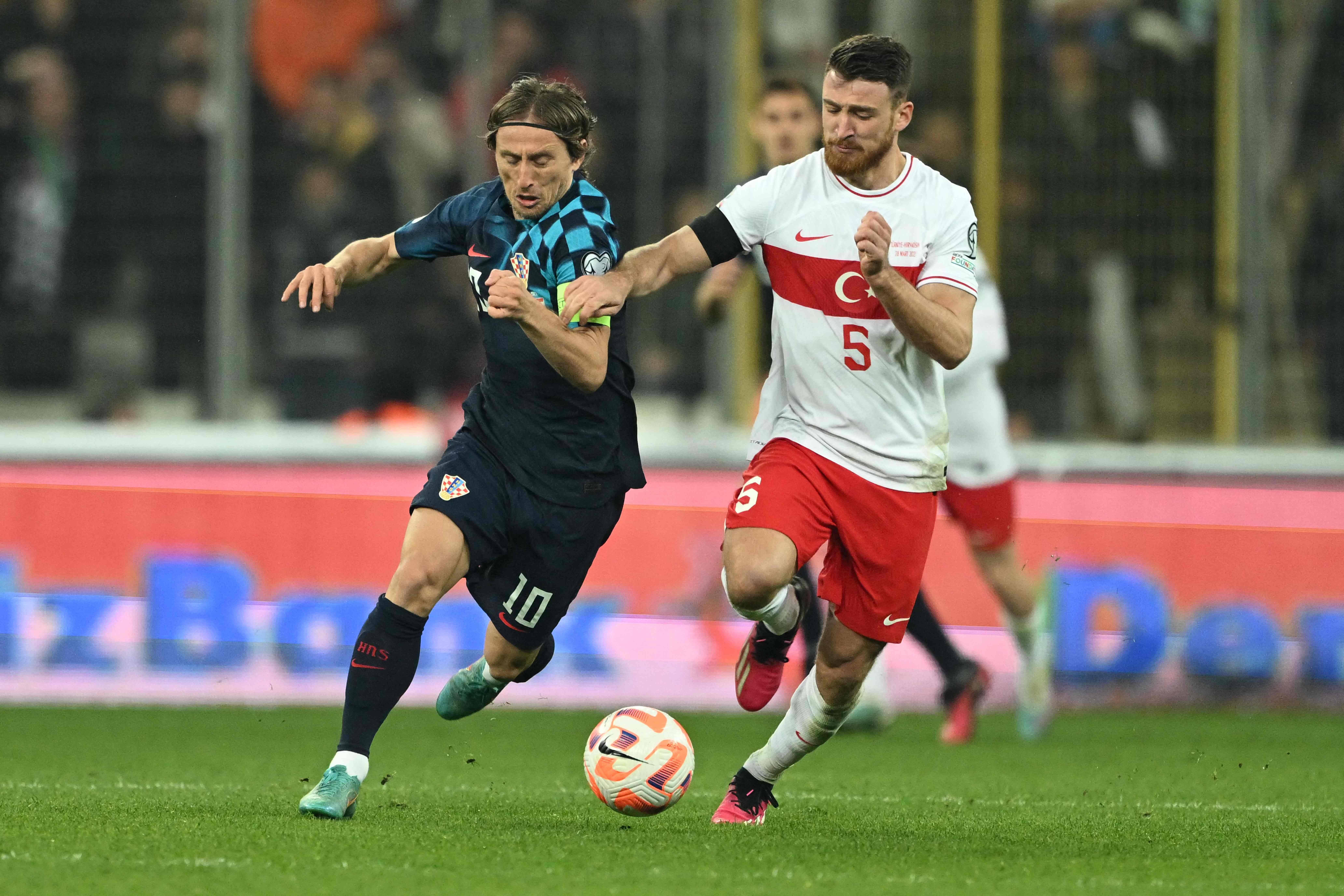 欧预赛8强晋级,德国队连胜登顶的简单介绍 欧预赛8强晋级,德国队连胜登顶的简单介绍