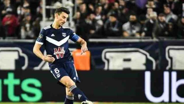 波尔多主场不敌里昂,遭遇失利 波尔多主场不敌里昂,遭遇失利