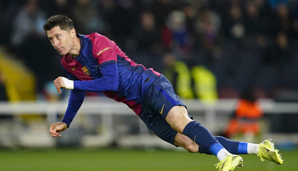 马德里竞技战平巴伦西亚,保持不败 马德里竞技战平巴伦西亚,保持不败