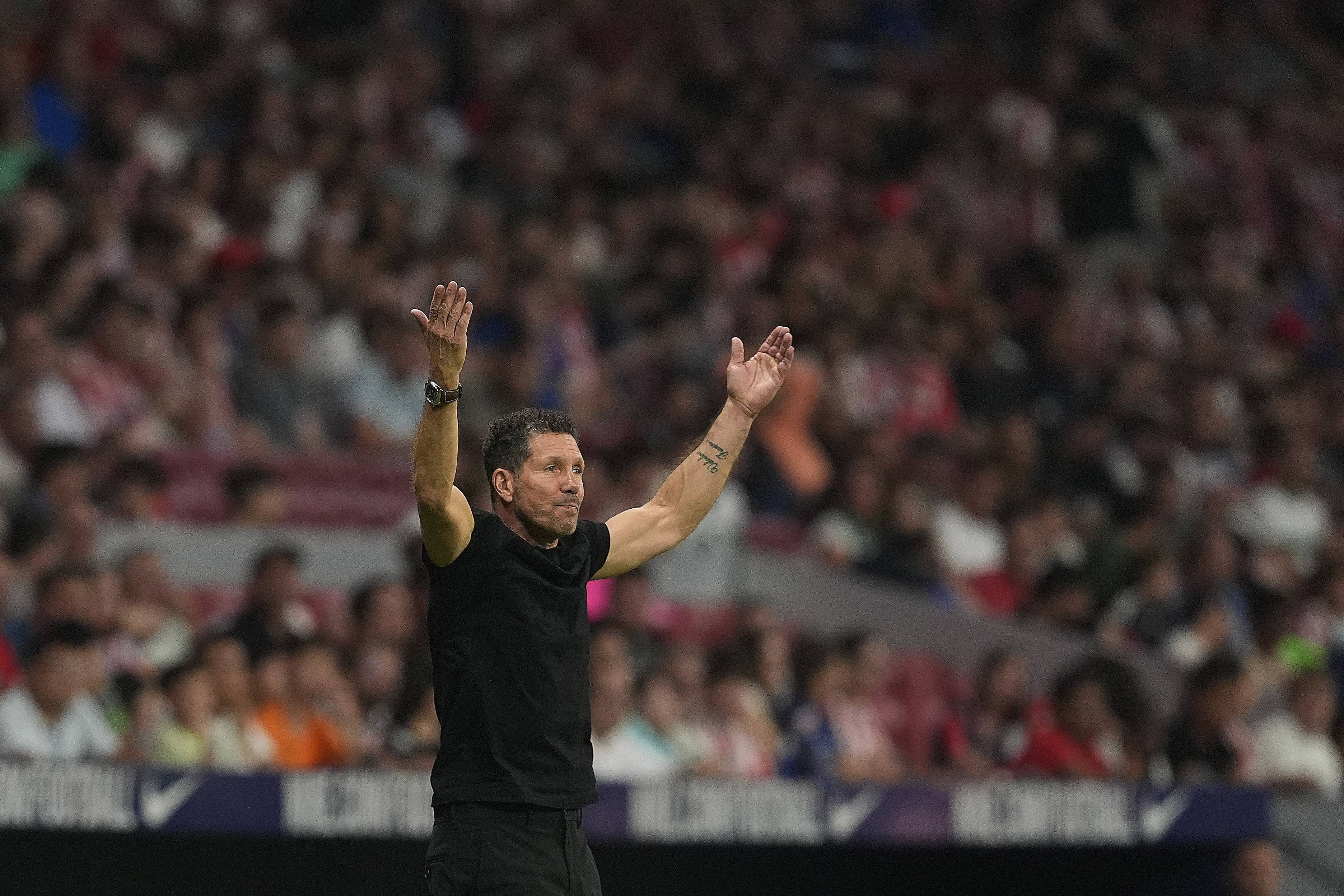 马竞主帅赞扬球队表现,期待下一场更出色 马竞主帅赞扬球队表现,期待下一场更出色