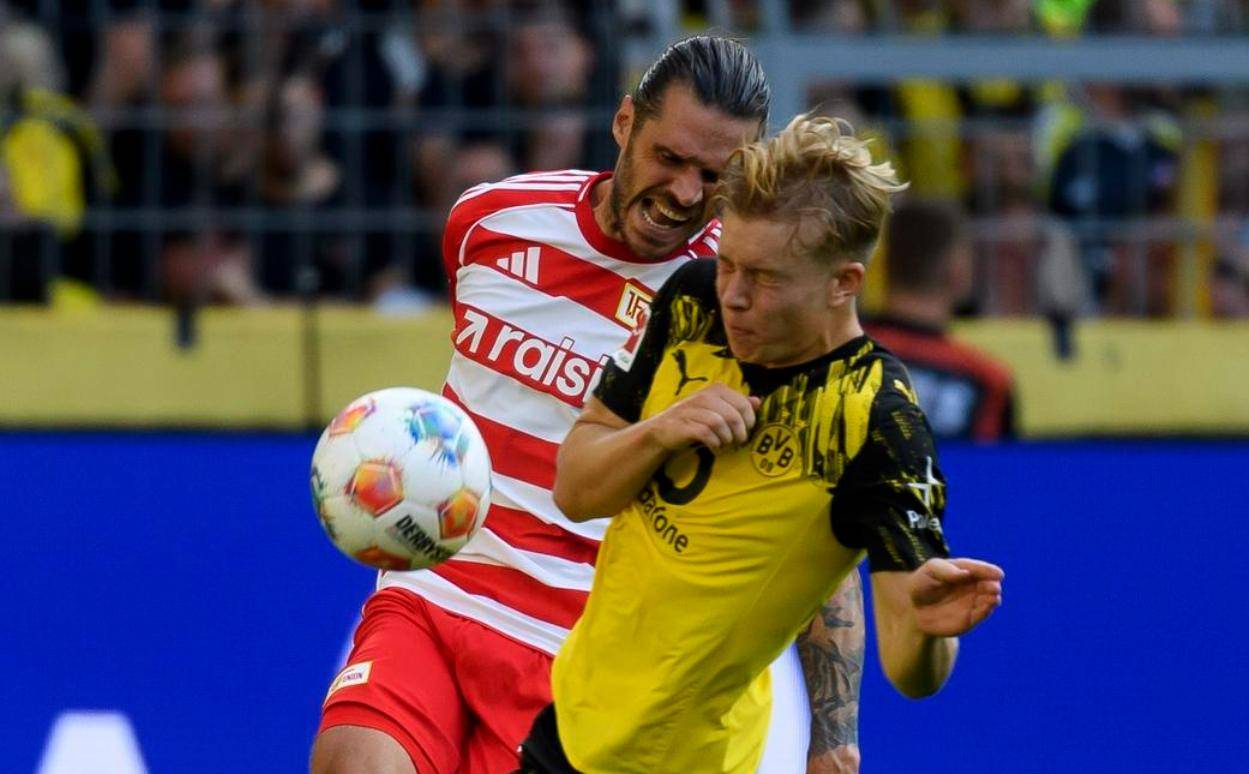 多特蒙德前锋连续演零射门,球迷对其能力存疑 多特蒙德前锋连续演零射门,球迷对其能力存疑