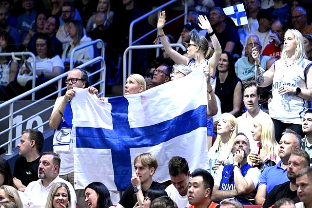 芬兰奇迹连连，大比分胜出闯入欧洲杯八强的简单介绍