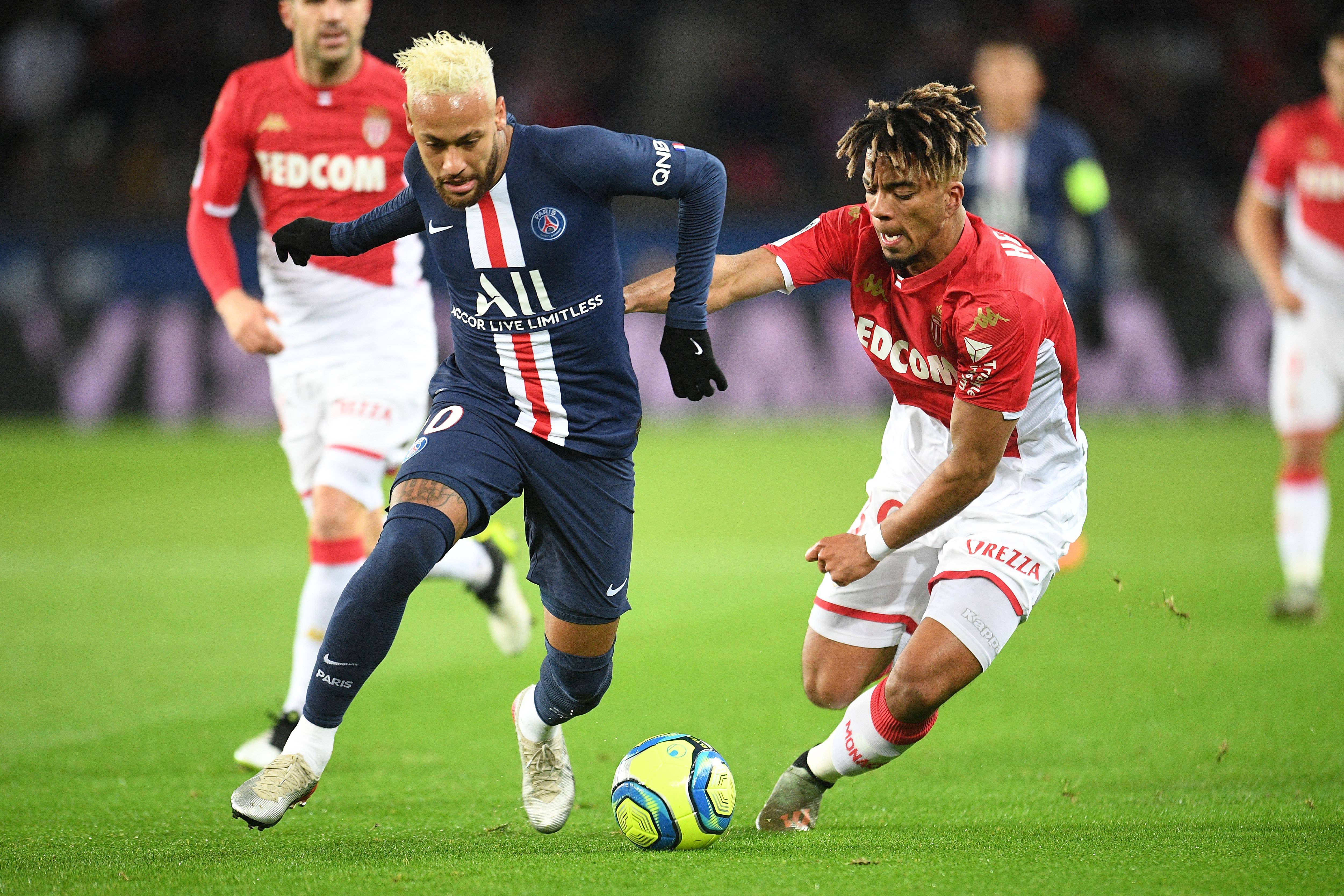 巴黎圣日耳曼vs曼城:双方实力碰撞一触即发的简单介绍 巴黎圣日耳曼vs曼城:双方实力碰撞一触即发的简单介绍