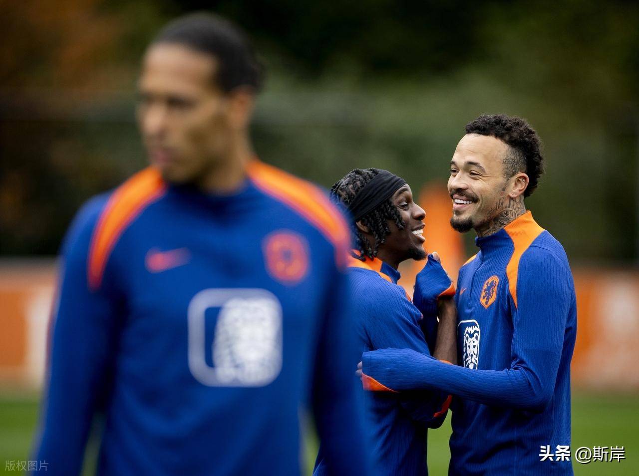 爱游戏vip注册-关于荷兰球队实力碾压对手，晋级淘汰赛的信息